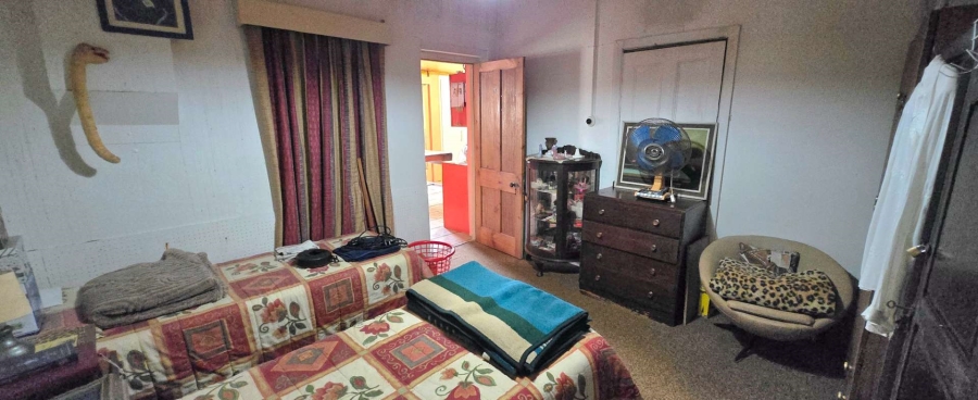5 Bedroom Property for Sale in Riviersonderend Western Cape